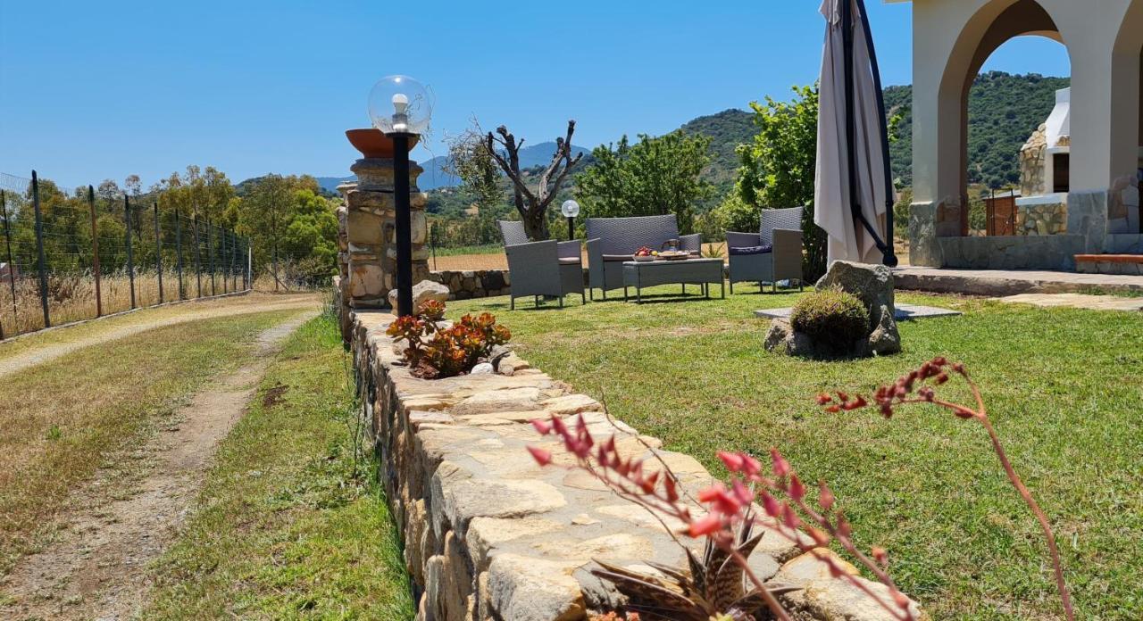 House Castiadas Tra Mare E Montagna Экстерьер фото